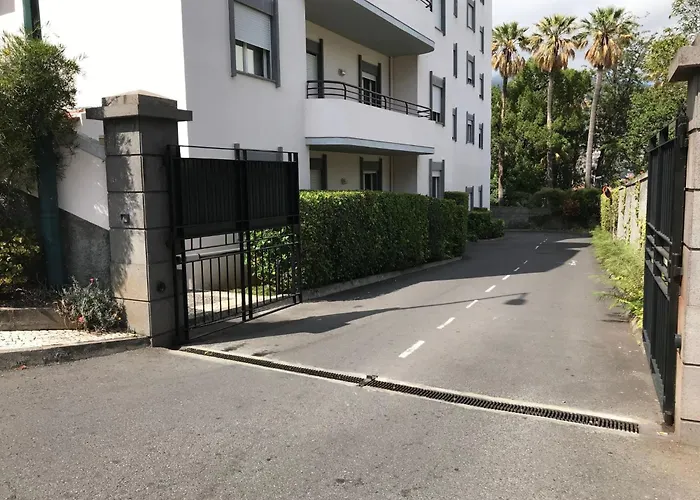 Mit Pool By Interhome * フンシャル