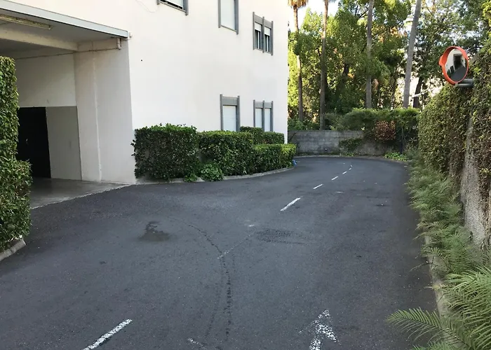 Mit Pool By Interhome アパート フンシャル