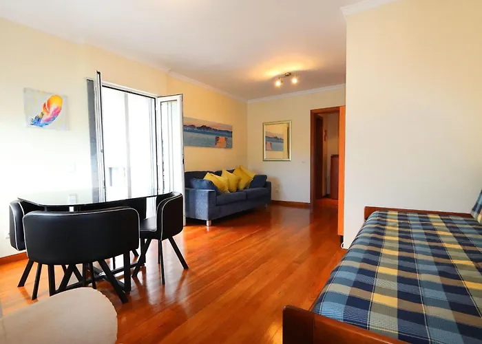 アパート Mit Pool By Interhome