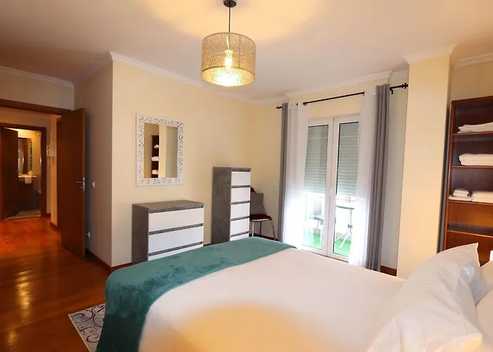 Mit Pool By Interhome * פונשל