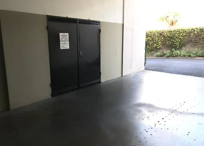 Mit Pool By Interhome *