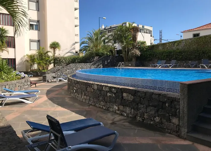 Mit Pool By Interhome 公寓