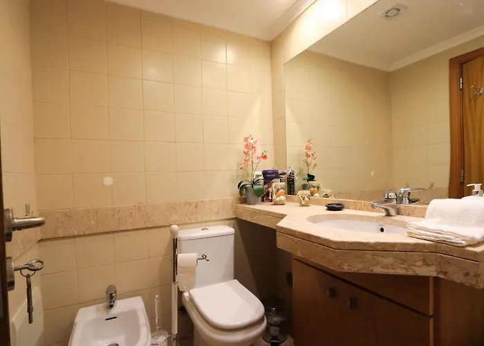 Mit Pool By Interhome *